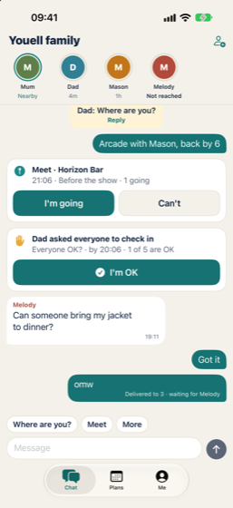 The CruiseLink chat screen, showing a family group with who is nearby and when each person was last reached.